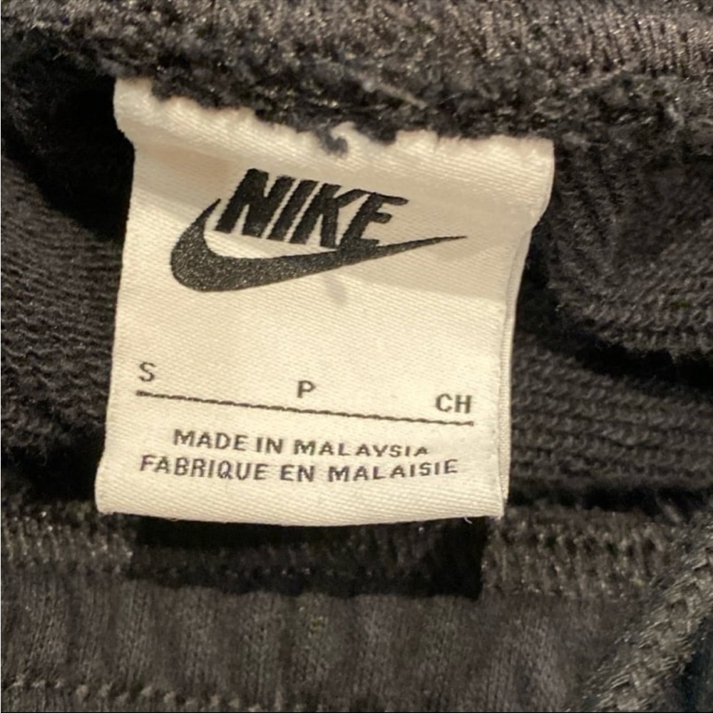 Nike High Waisted French Terry Shorts Black Size Small - Picture 4 of 5
